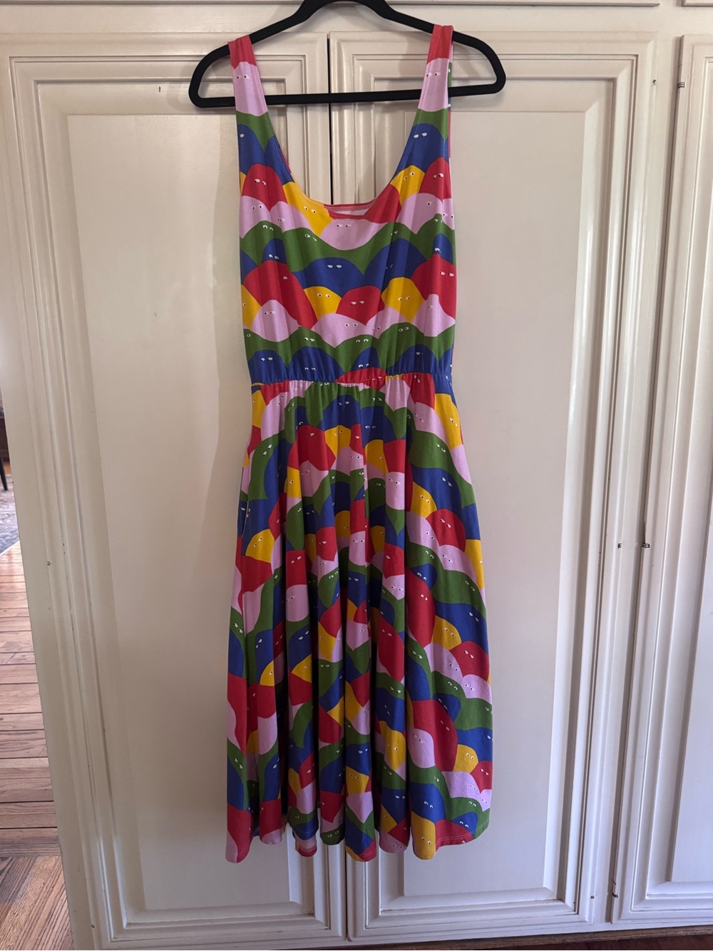 Multicolor Wave Pattern Woman’s Dress - Picture 2 of 3